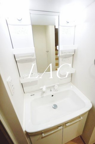 洗面設備　洗面台です。
