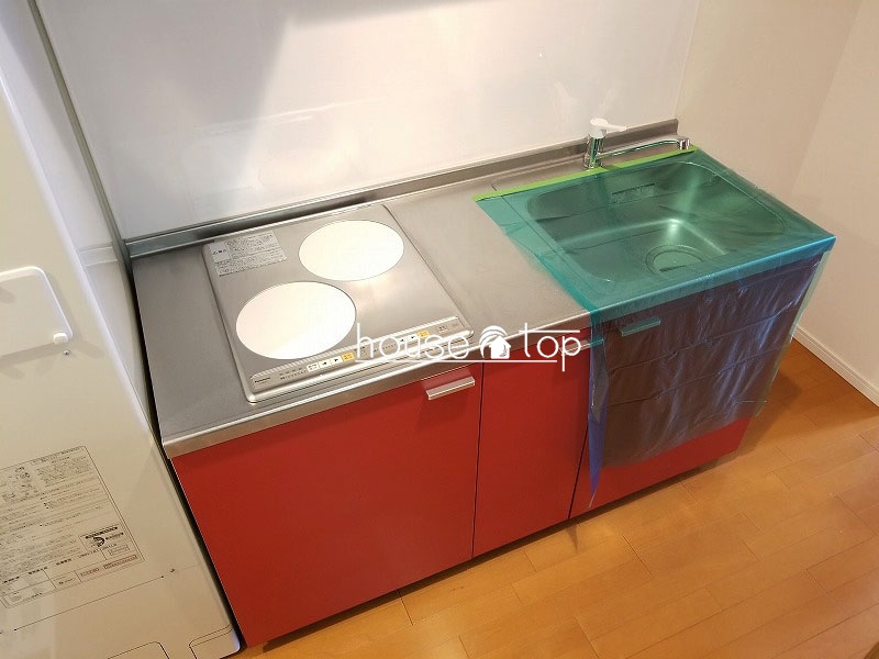 キッチン　2口コンロ付ＩＨクッキングヒーター！調理スペースも広いですよ