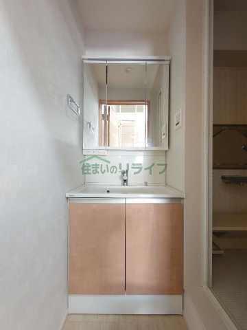 洗面設備　別部屋同タイプ部屋の参考写真となります。