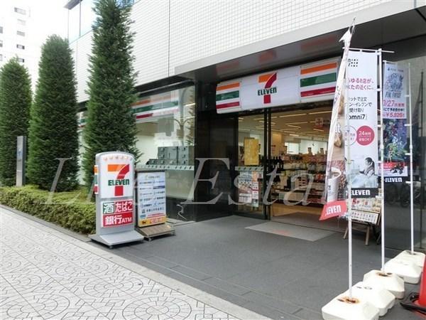 コンビニ　セブンイレブン大阪久太郎町1丁目店（コンビニ）まで64m