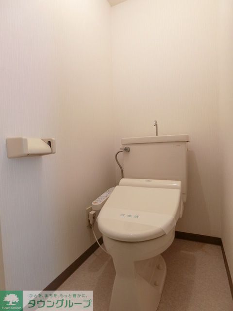 トイレ　2019年6月撮影 105号室の写真です。