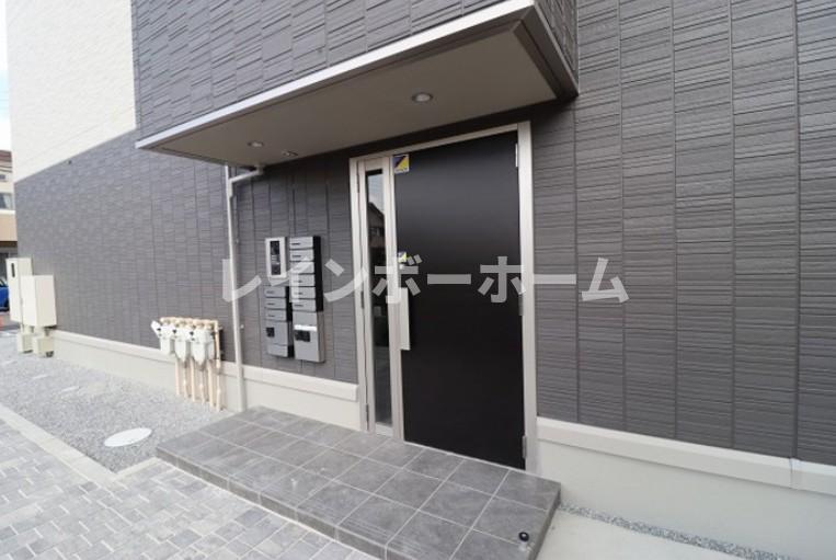 エントランス　建物の内部です