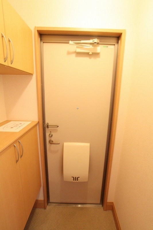 玄関　※他部屋参照