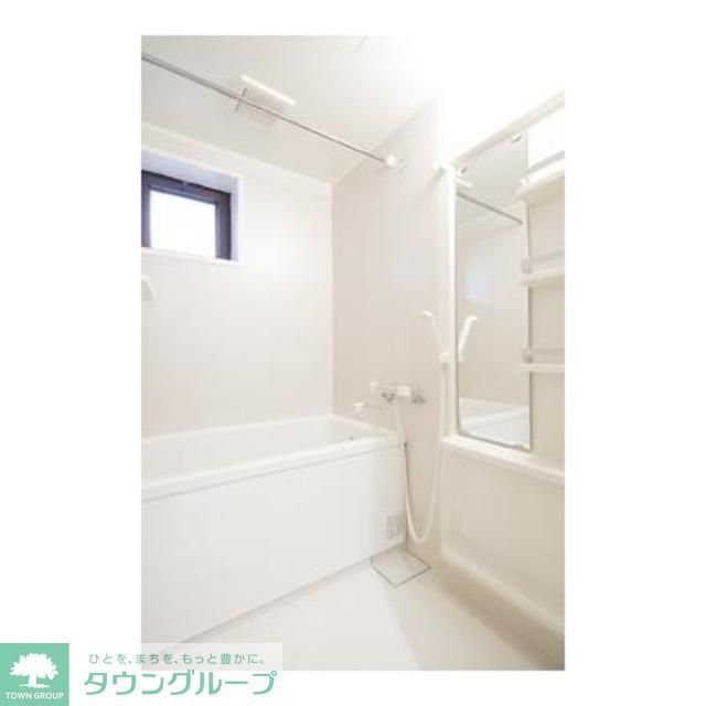 バス・シャワールーム　※写真は同タイプ住戸です。