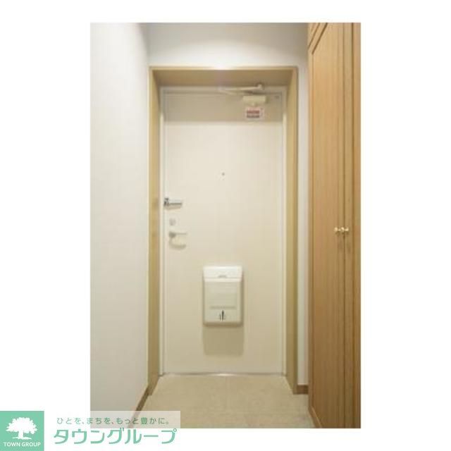 玄関　※写真は同タイプ住戸です。