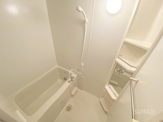 バス・シャワールーム　きれいな浴室です！