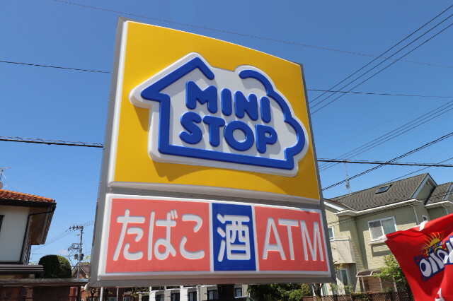 コンビニ　ミニストップ仙台泉七北田店（コンビニ）まで220m