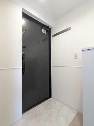 玄関　収納もある玄関です