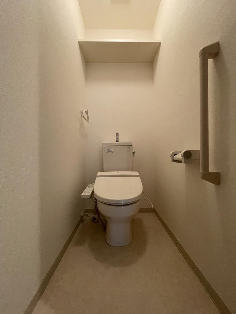 トイレ　302の写真です
