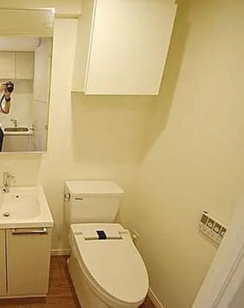 トイレ　※別部屋参考写真