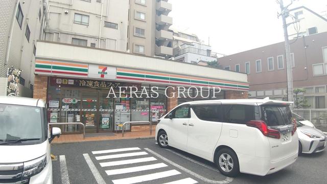 コンビニ　セブン-イレブン 墨田本所３丁目店（コンビニ）まで318m
