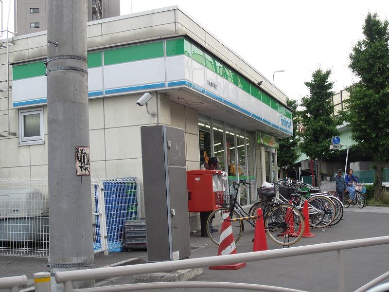 コンビニ　ファミリーマート川崎競馬場店（コンビニ）まで254m