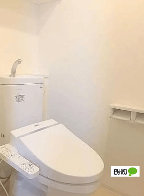 トイレ　※別部屋参考写真