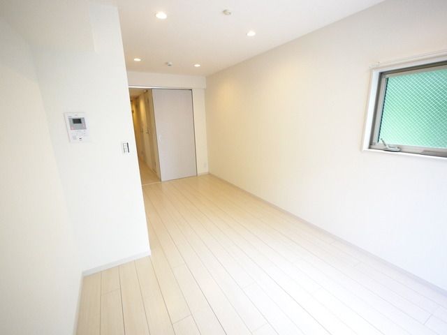 居室・リビング　★フローリングが綺麗なお部屋です★