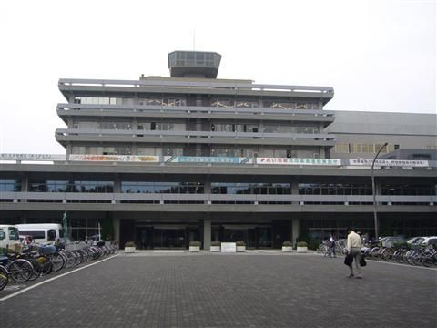 役所　中央区役所（役所）まで1300m