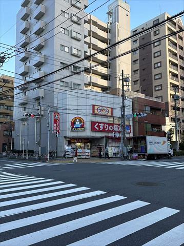 ドラックストア　くすりの福太郎菊川店（ドラッグストア）まで104m