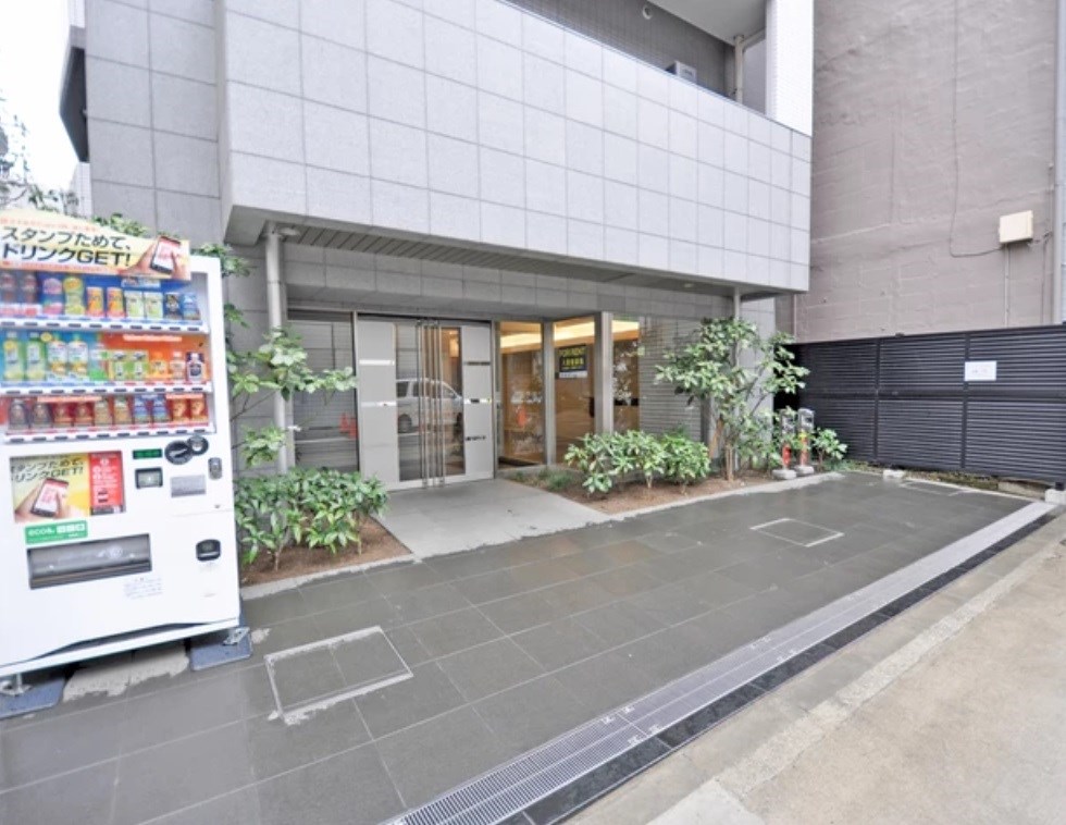 ロビー　《見学予約受付中》敷金０！初期安キャンペーン住戸！