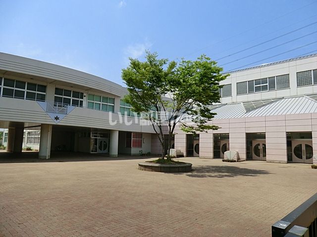 小学校　金沢小学校（小学校）まで771m