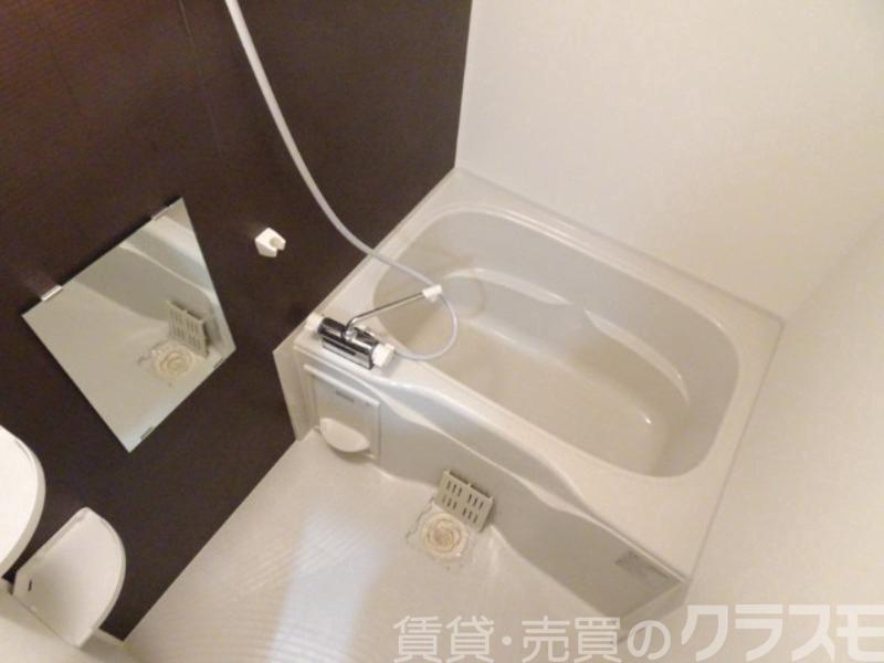バス・シャワールーム　浴室乾燥機付きバス♪