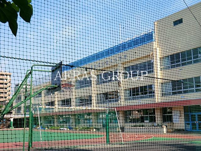 小学校　墨田区立横川小学校（小学校）まで408m
