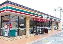 コンビニ　セブン-イレブン 茨木中穂積2丁目店（コンビニ）まで19m