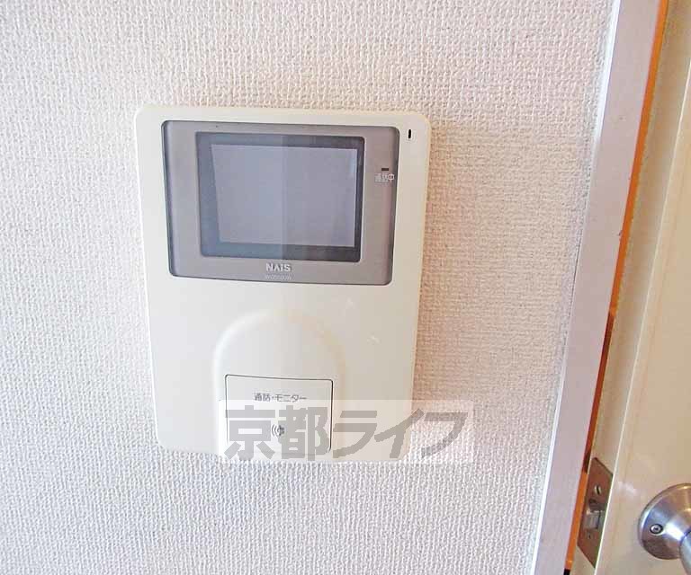 セキュリティ　来訪者を室内から確認できます