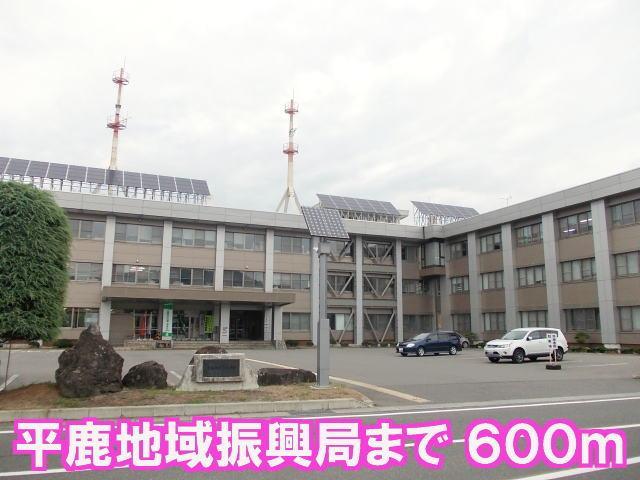 ドラックストア　ツルハドラッグ横手平和町店（ドラッグストア）まで1000m