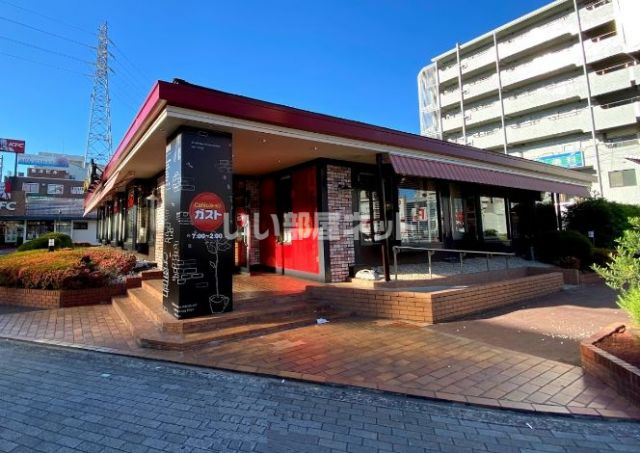 飲食店　ガスト堺北花田店（飲食店）まで605m