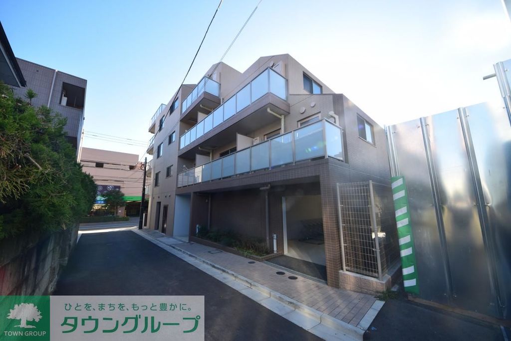 エントランス　外観