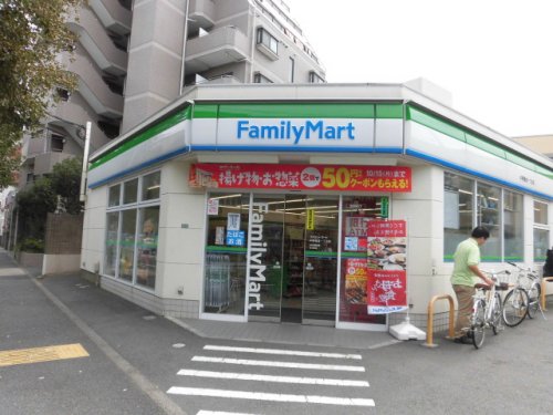コンビニ　ファミリーマート 中野鷺宮一丁目店（コンビニ）まで501m