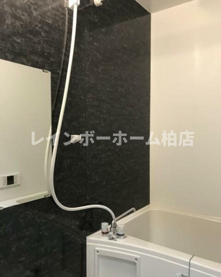 バス・シャワールーム　きれいなお風呂です