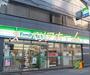 コンビニ　ファミリーマート内神田一丁目店（コンビニ）まで40m