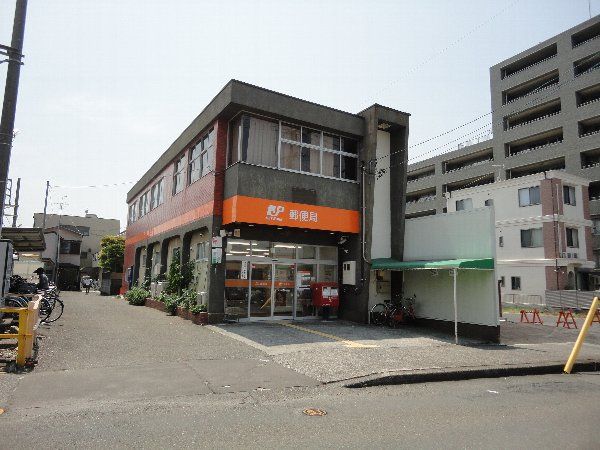 郵便局　清水御門台郵便局（郵便局）まで689m