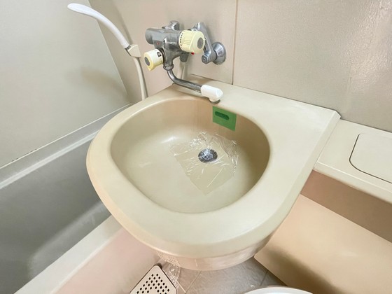 洗面設備　※別号室の写真です