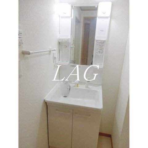 洗面設備　洗面台です。