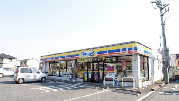 コンビニ　ミニストップ吹上富士見店（コンビニ）まで1400m