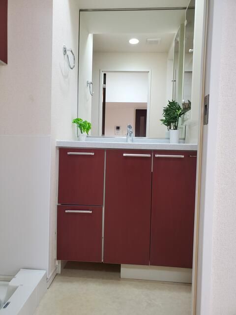 洗面設備　広い洗面スペース