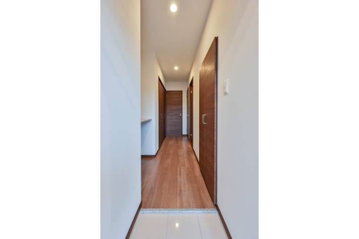 MODERN PALAZZO箱崎graceの玄関写真