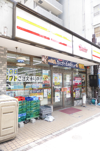 コンビニ　デイリーヤマザキ 四条河原町南店（コンビニ）まで203m