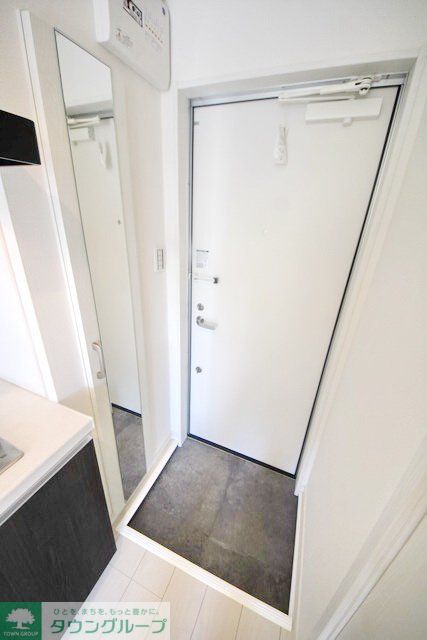 玄関　★同物件の別部屋の参考写真です★
