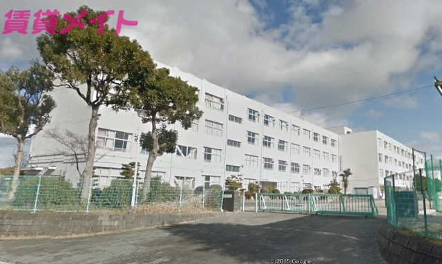 中学校　桑名市立正和中学校（中学校）まで2300m