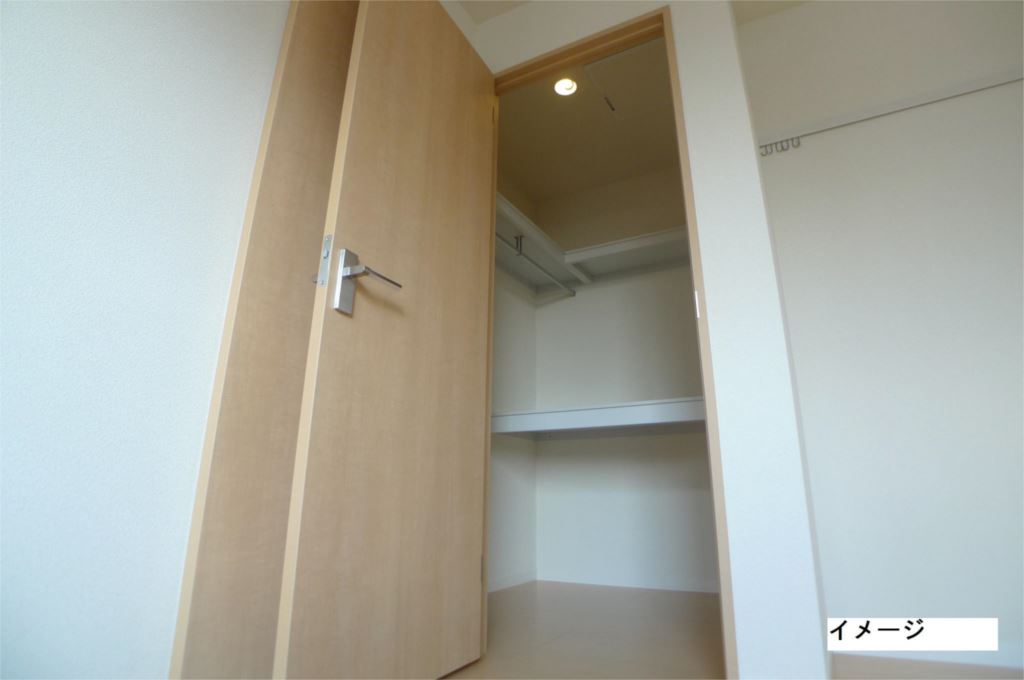 収納　同社施工例