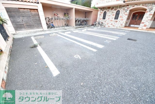 駐車場　敷地内駐車場