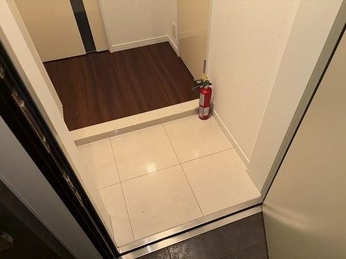 玄関　サンクタス文京大塚　ボゥテラス棟　文京区大塚6