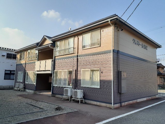 クレストール24Cの外観写真