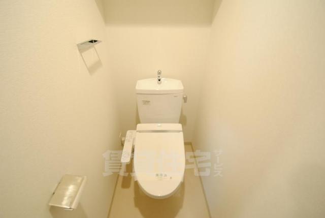 エステムコート難波WEST-SIDE6グラッドのトイレ写真