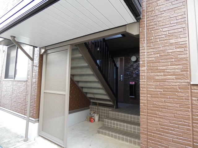 アーバンライフ塩屋台 B棟の外観写真