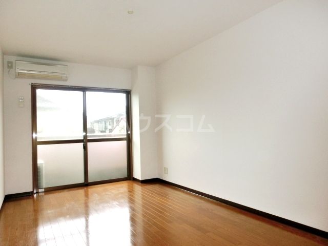 シャルマン草加IIの内装写真
