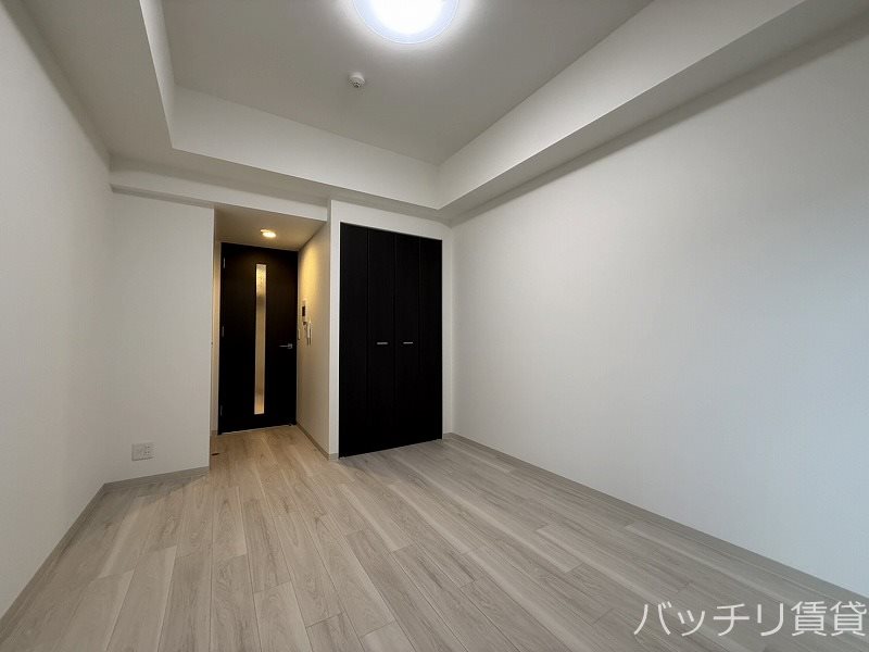 地下鉄東山線 名古屋駅 徒歩26分 15階建 築2年の居間写真