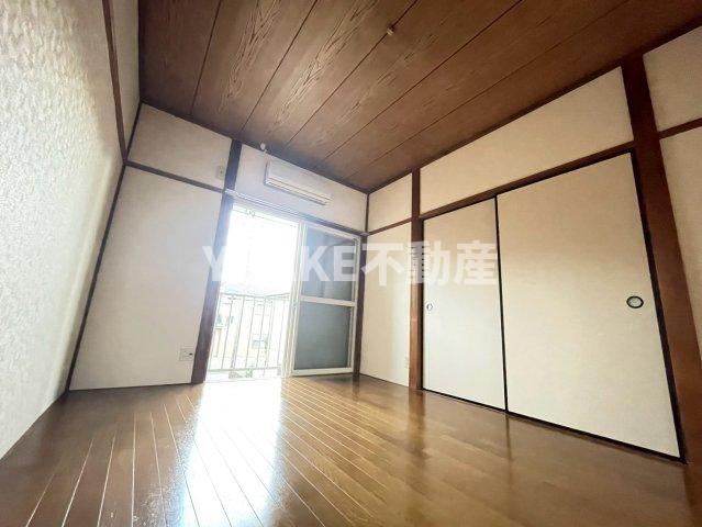 相鉄本線 かしわ台駅 徒歩7分 2階建 築41年の居間写真